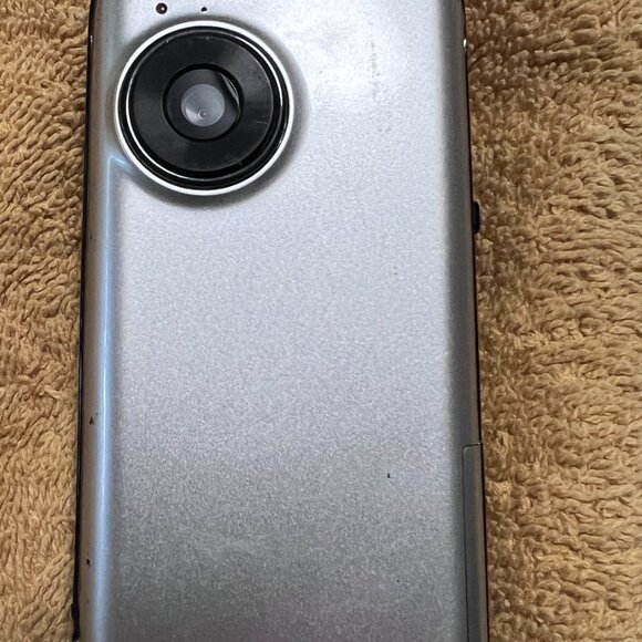 Vintage Flip-Style Digital Camcorder – Tested & Working - Picture 8 of 12